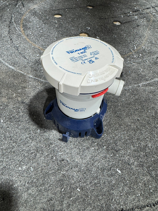 Attwood Tsunami 2 12 volt pumps T-800