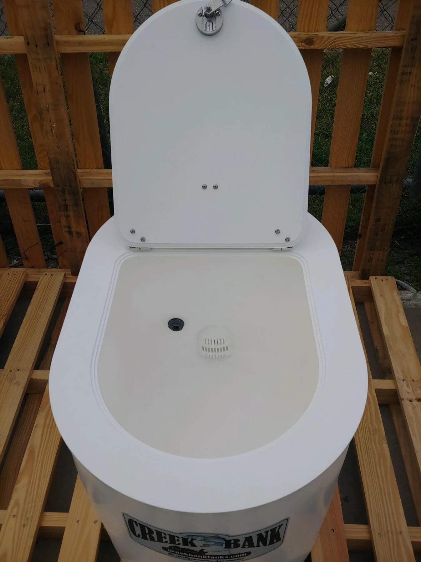 Scratch and Dent 50 gal w/ filter system  White Inner Creek Bank Tanks Version 2-3