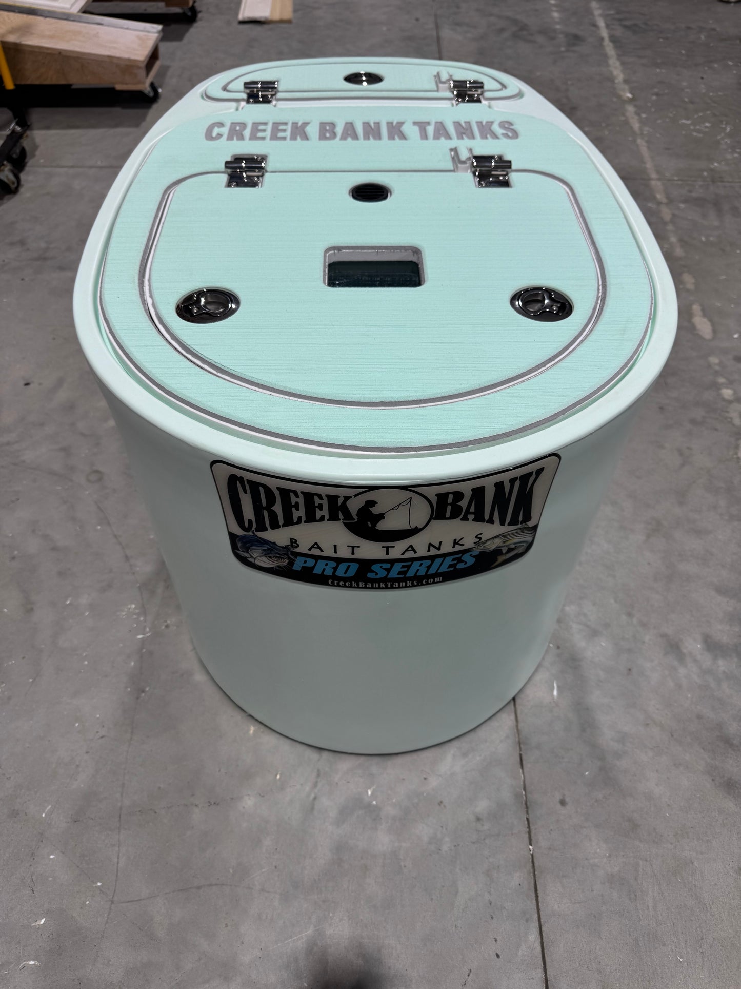 30 pro series tank 40 total gallons