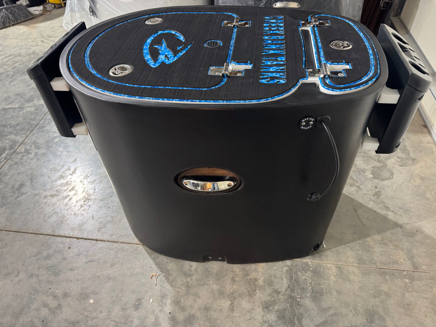 Custom 50 pro series tank 60 total gallons