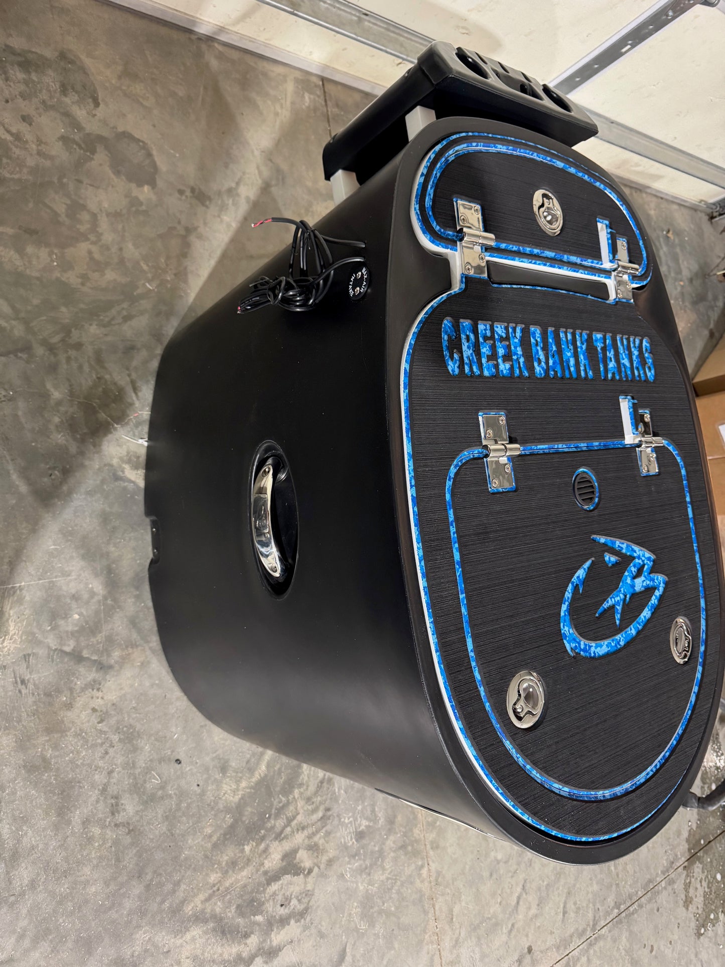 Custom 50 pro series tank 60 total gallons