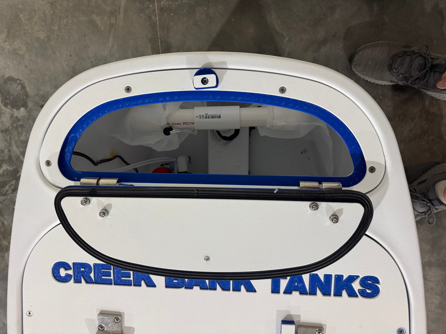 30 pro uninsulated version series tank 40 total gallons
