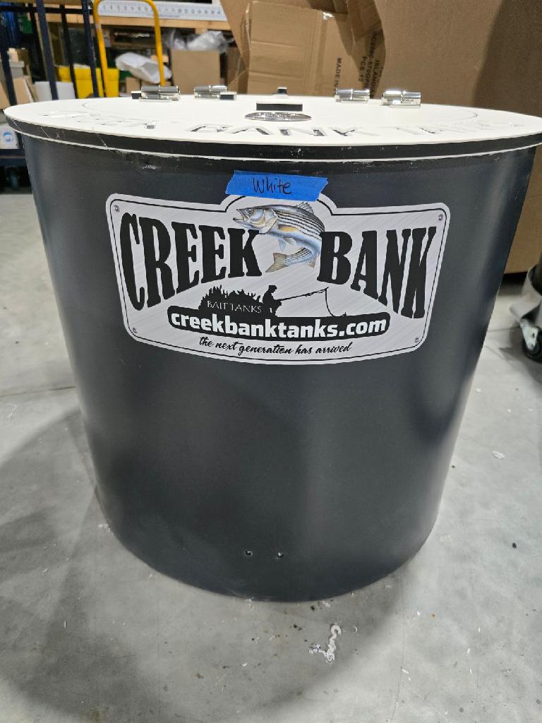 scratch / Dent 30 Gallon Creek Bank Tanks Version 2 Dark Gray black color core lid white inner